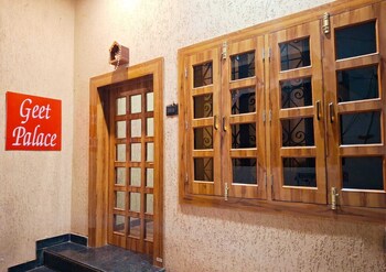 hotel geet palace