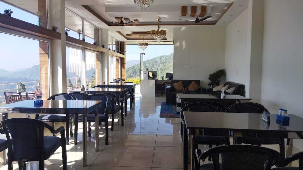 dhurva hotel and resort