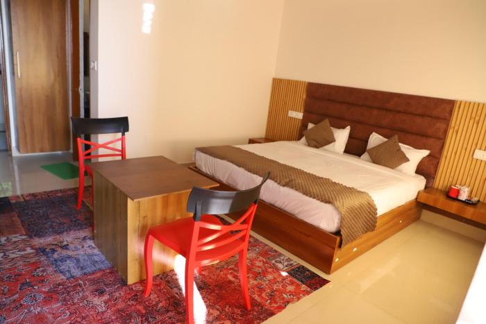 dhurva hotel and resort