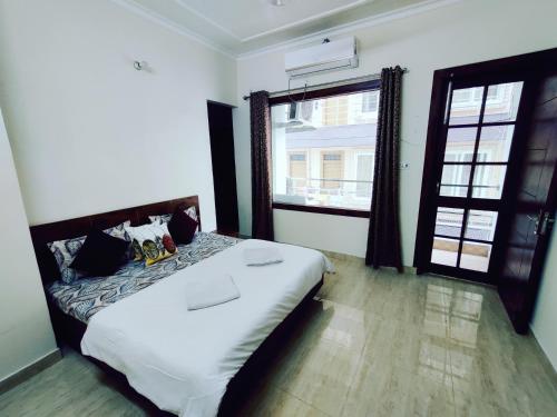 Heaven Vibes Stays,,4 star