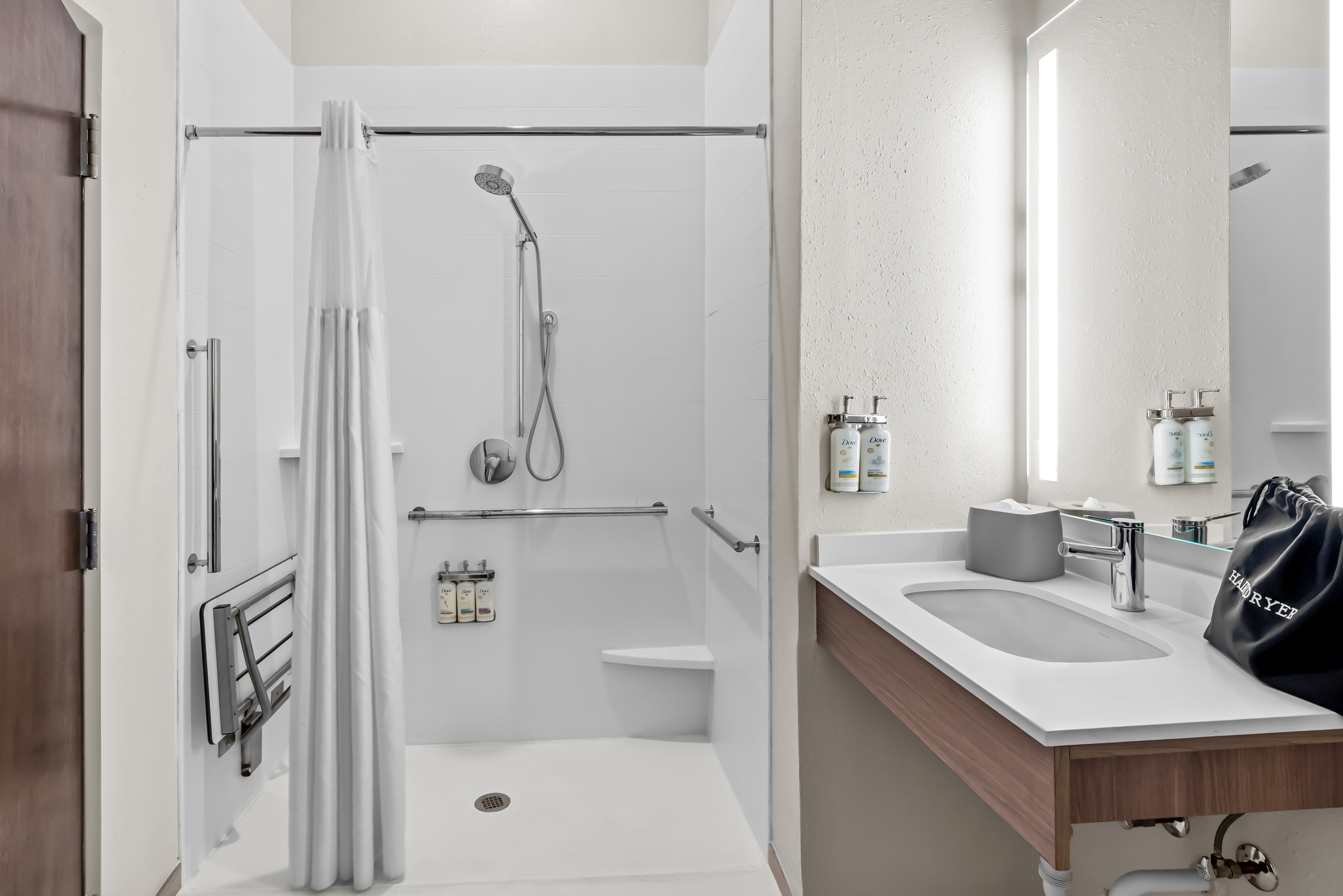holiday inn express monticello by ihg