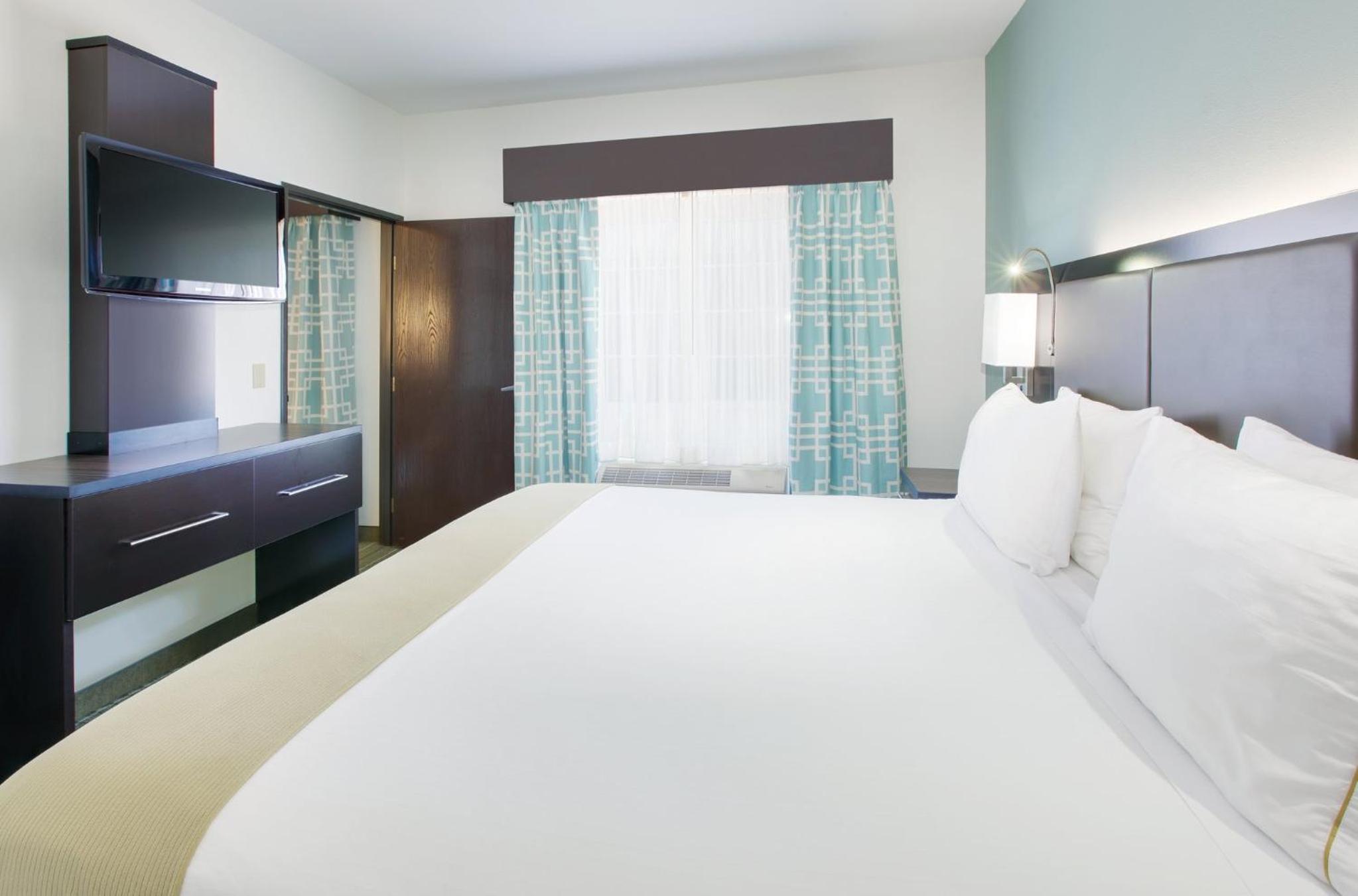 holiday inn express monticello by ihg