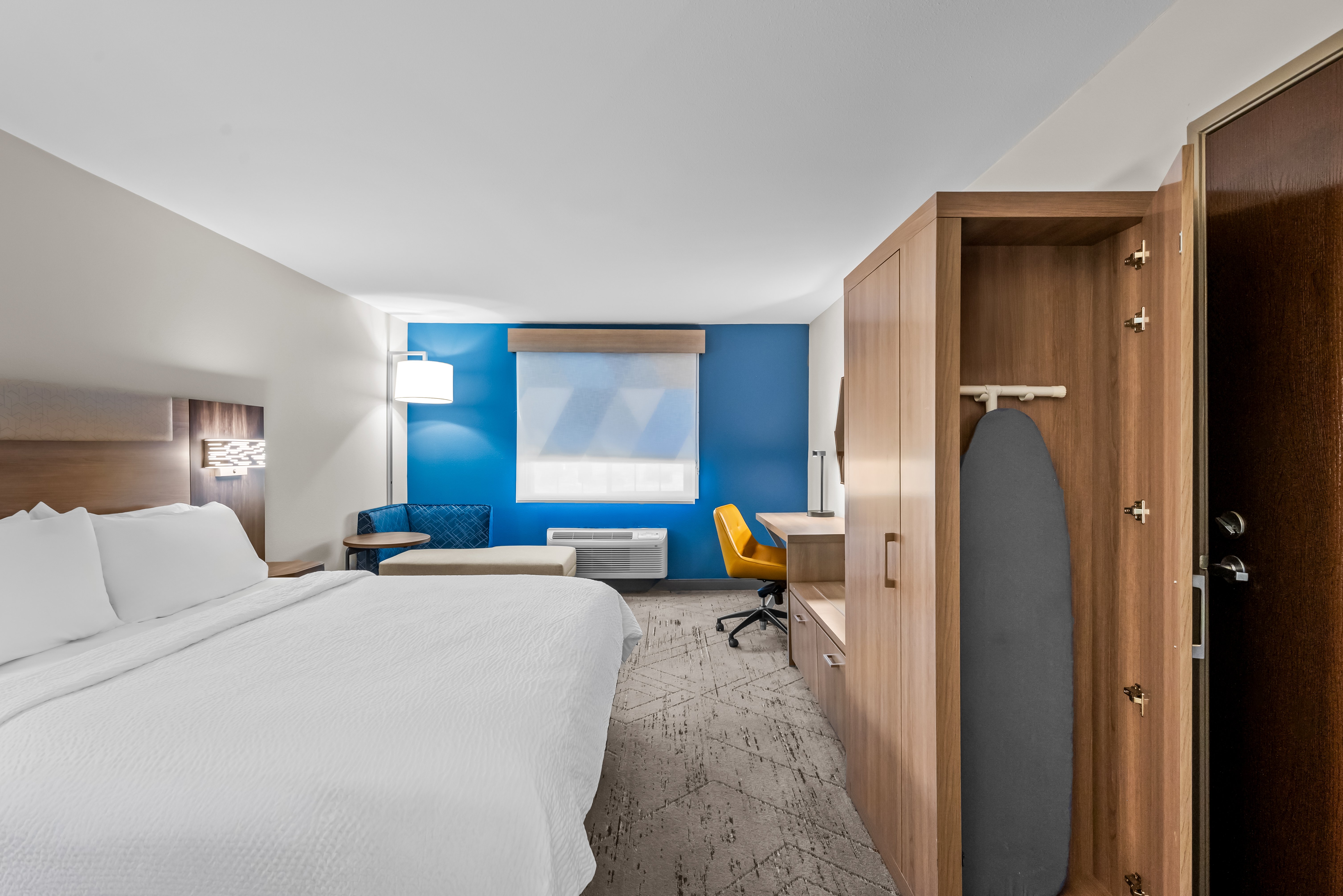 holiday inn express monticello by ihg
