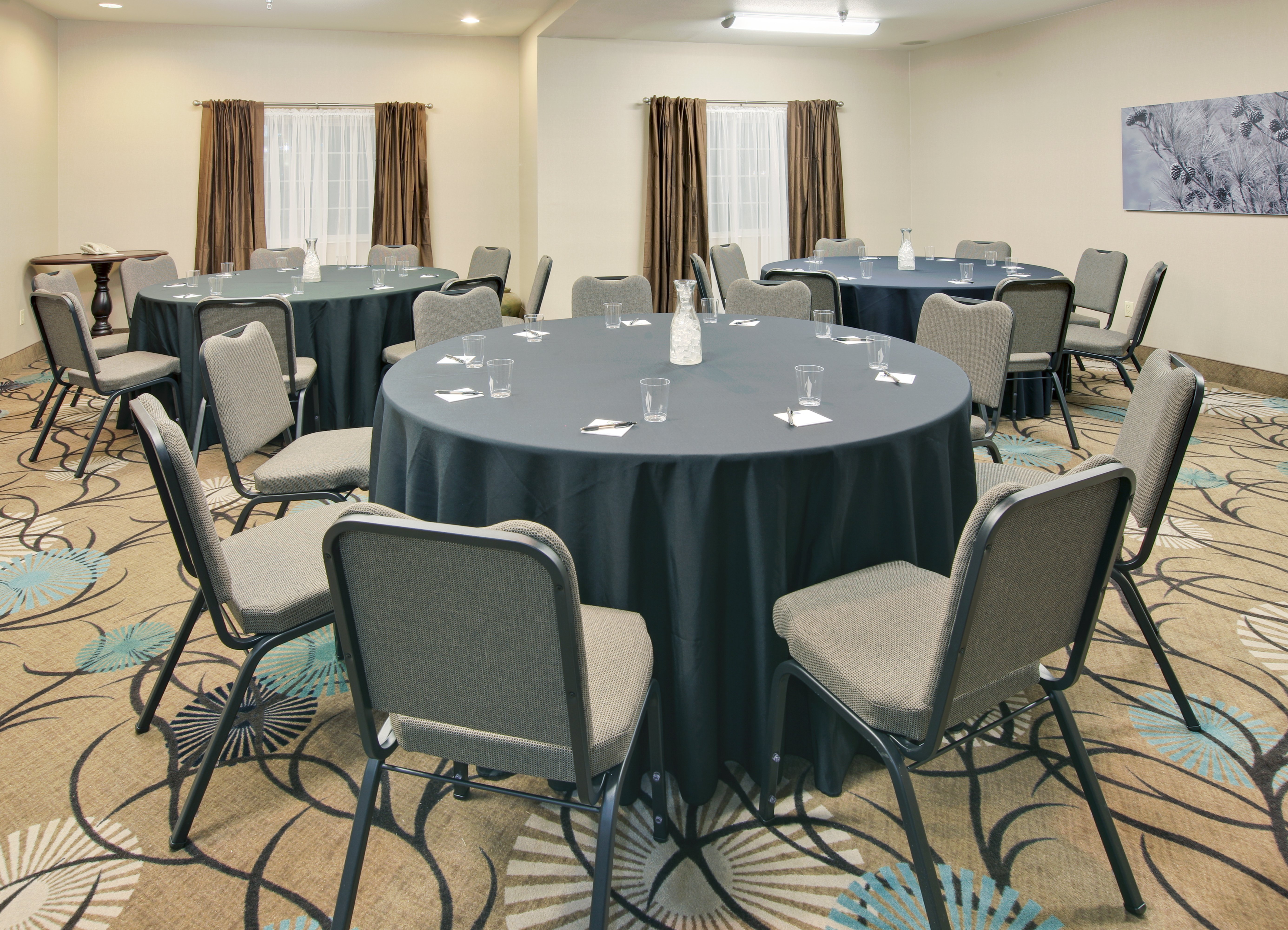 holiday inn express monticello by ihg