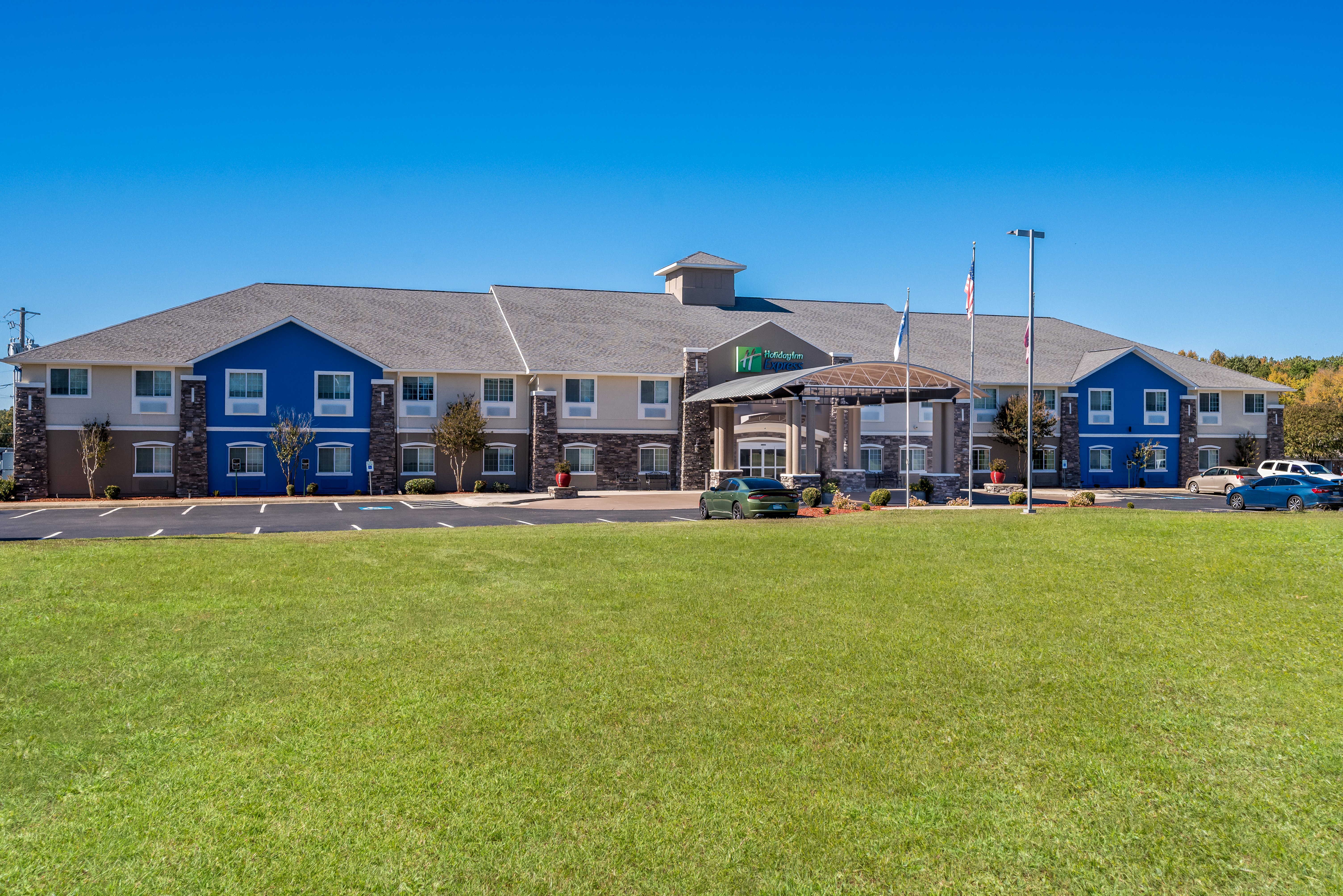 holiday inn express monticello by ihg
