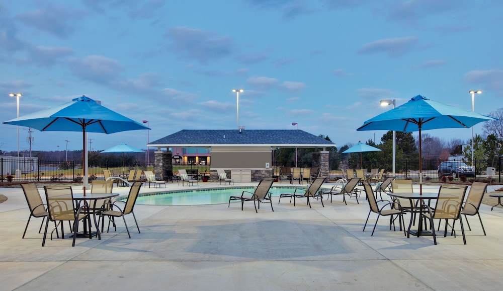holiday inn express monticello by ihg