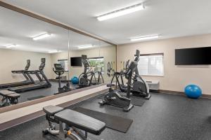 holiday inn express monticello by ihg