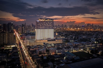 the quarter ramkhamhaeng by uhg