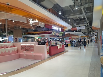 the quarter ramkhamhaeng by uhg