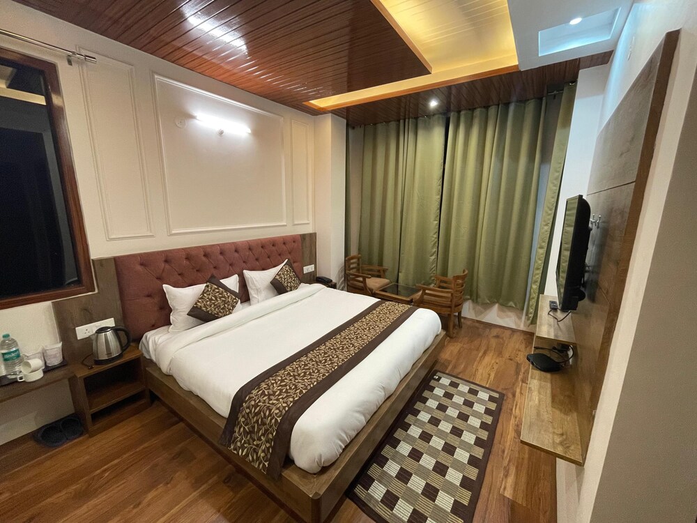 hotel apple view narkanda