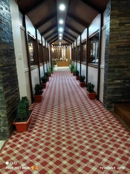 hotel apple view narkanda