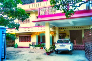 capital heritage homestay