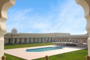 hotel raj vilas the palace