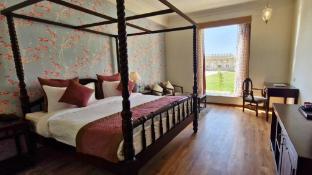 hotel raj vilas the palace