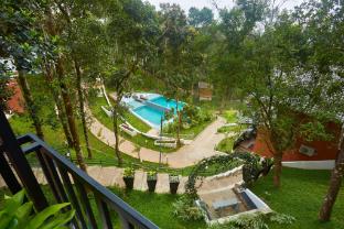 era resort by stride