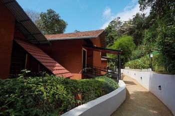 era resort by stride