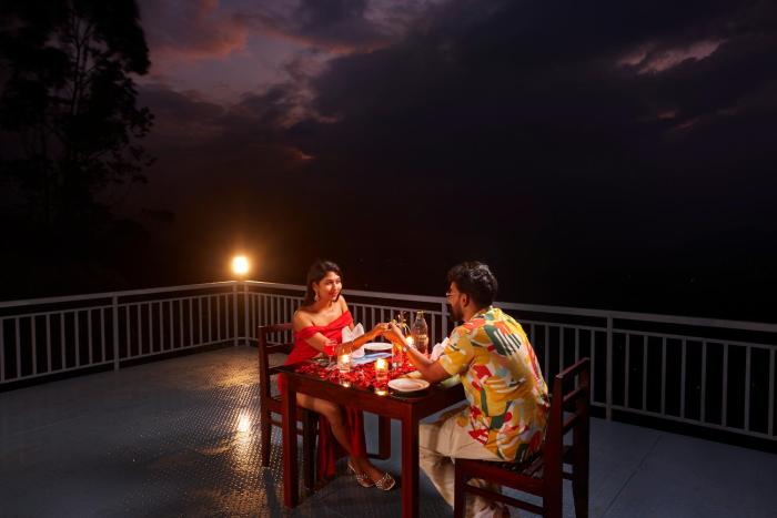 era resort by stride