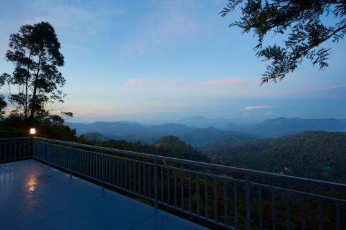 era resort by stride