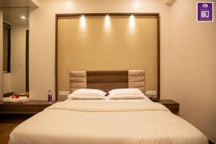 hotel raj lodging andboarding