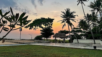 beach house varkala by palmyra