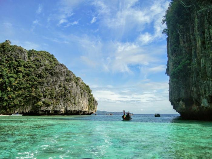 summer sea phi phi island