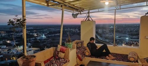 nomadic backpackers hostel