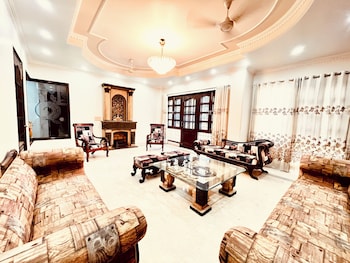 south inn green park south delhi