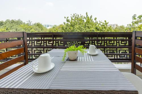 Opo Essential Sec 21,,3 star