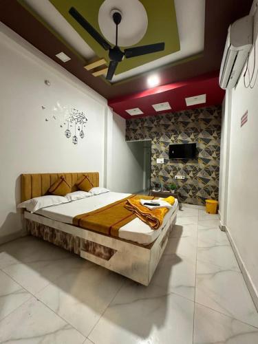 hotel gurukripa guest house