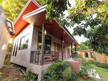 lion cafe resort