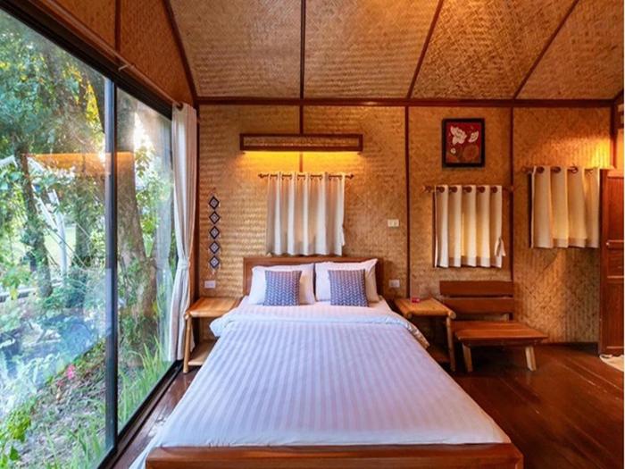 lion cafe resort