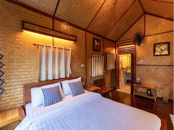 lion cafe resort