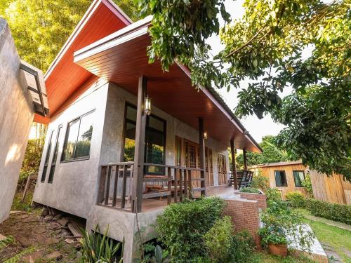 lion cafe resort