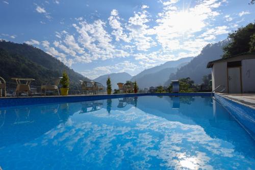 Aqua Tree Resort,,3 star