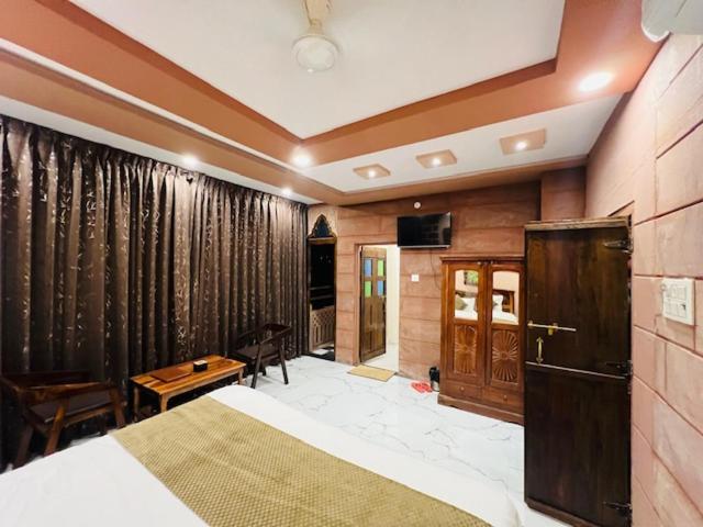 hotel the raj heritage jodhpur