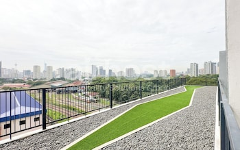 vista sentul residences by airhost