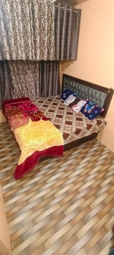 Hotel Shree Gopal Niketan Mathura,,2 star