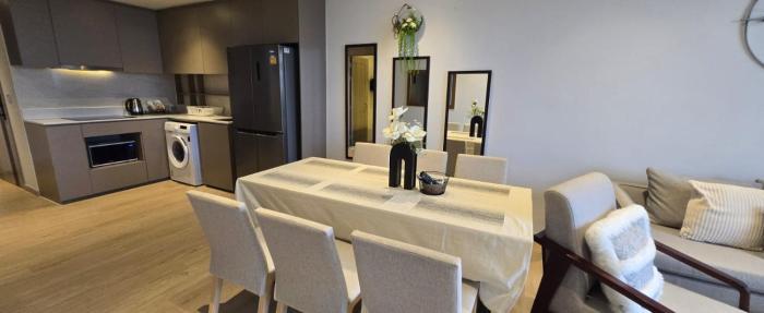 luxury 2 bed room sea view best location