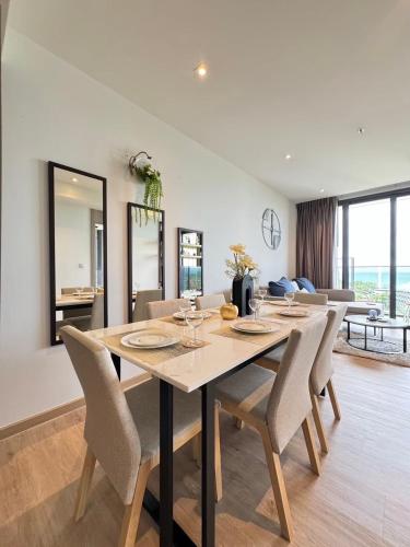 luxury 2 bed room sea view best location