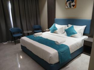 hotel tulips inn by vkg