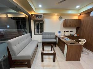 achyuta homestay