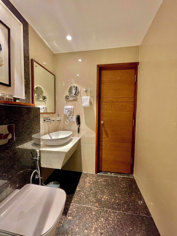 best western swaran amritsar