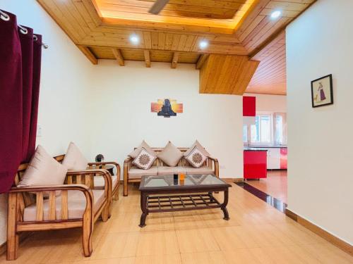 kasauli star view near mall road