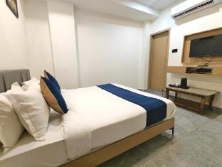 the sky comfort hotel krisha dwarka