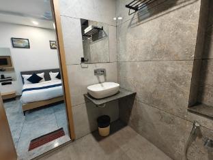 the sky comfort hotel krisha dwarka