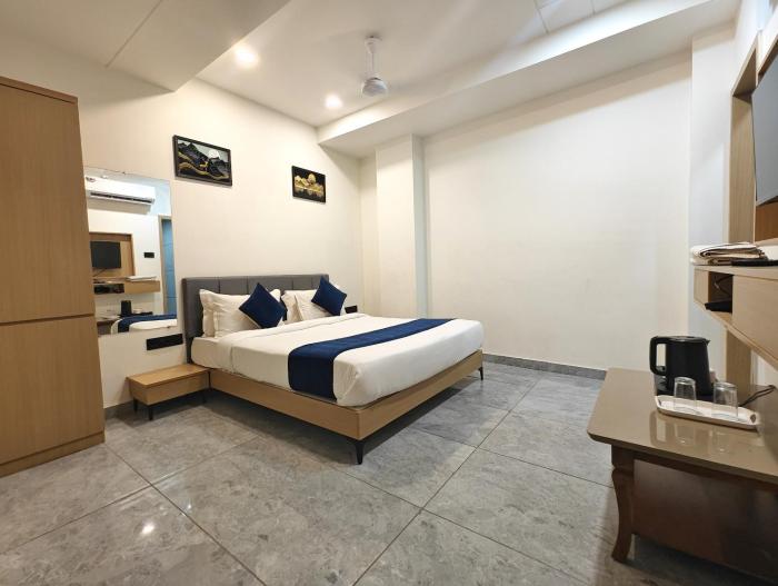 the sky comfort hotel krisha dwarka