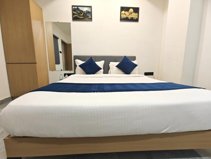 the sky comfort hotel krisha dwarka