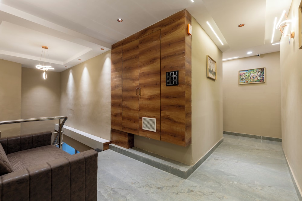 hotel zara international