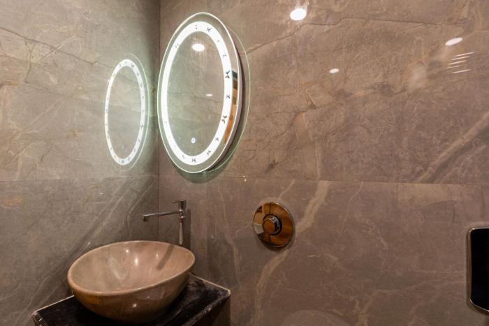 hotel zara international