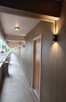 the taksim patong beach hotel